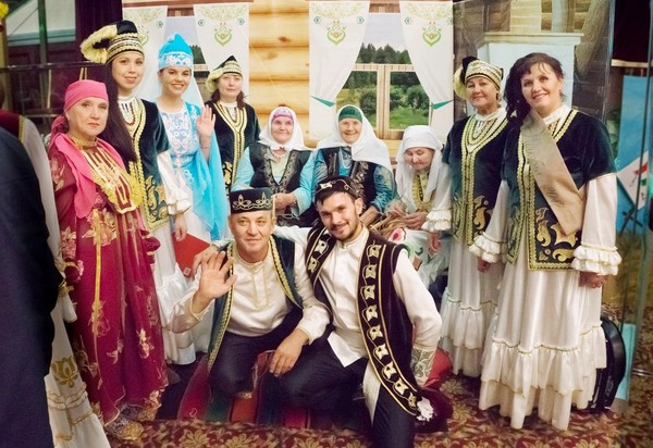 Тематический час «О богатом многообразии мировых культур»