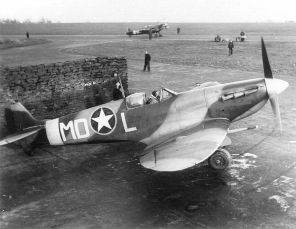Тематическая беседа «Ленд-лиз: из Великобритании в СССР. Самолет Supermarine Spitfire»