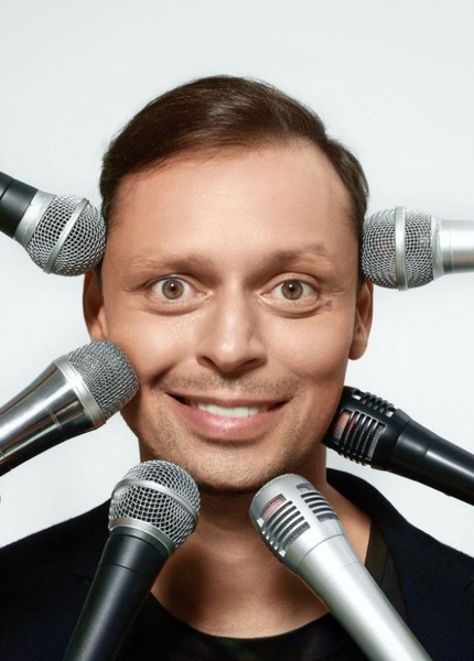 Виктор Комаров