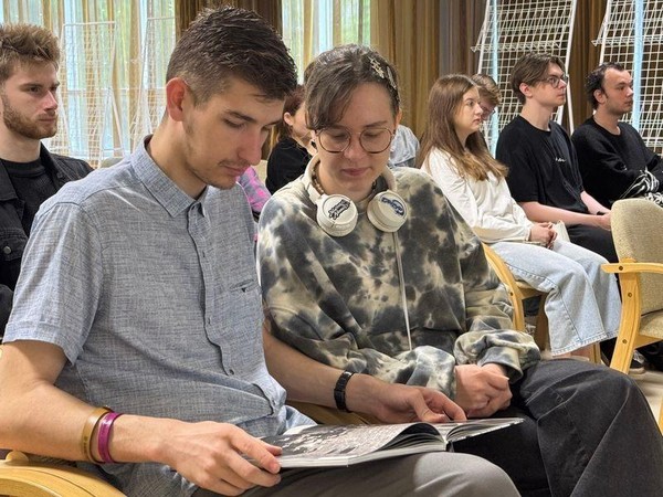 Литературный салон «Почувствуй себя поэтом»