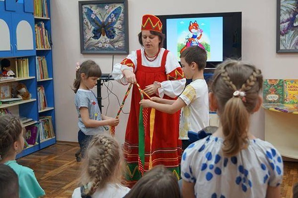 «В школьном царстве в увлекательном государстве»: литературный праздник к Дню Знаний