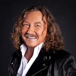 Игорь Николаев