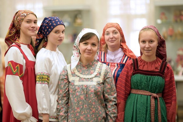 Праздник национальных культур «Многоликая Россия»