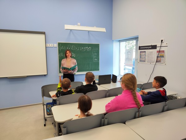 Лекция «Красавица с золотистыми локонами и сияющим взором»