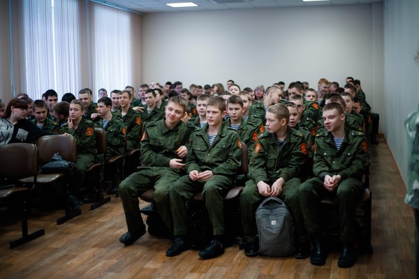 Викторина «Театральный реквизит: от бутафории до настоящих вещей»