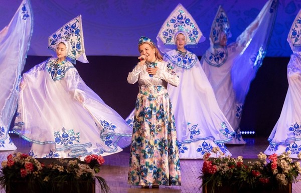 Концертная программа, посвященная открытию 45 творческого сезона ДК «КАМАЗ»