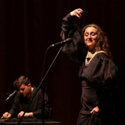 Анна Гофман