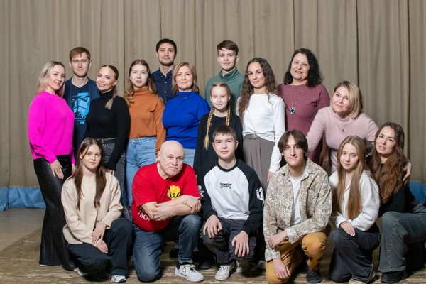 Спектакль «Давайте просто поговорим»