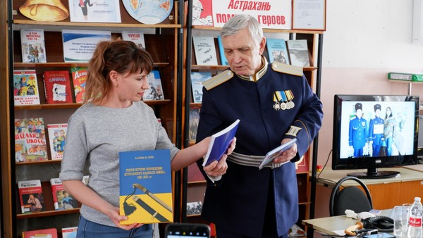 Познавательно-игровая программа «На службе великой России»