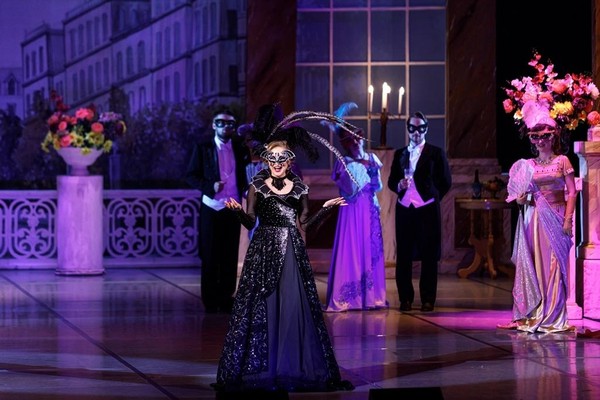 Спектакль «Летучая мышь»