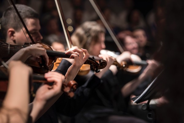 Luminous Orchestra. Музыка кино при свечах