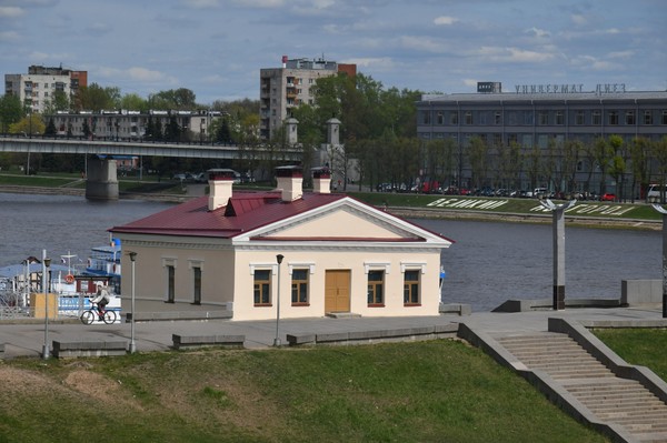 Выставка «Великий мост»