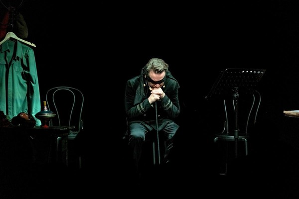 Моноспектакль «Асадов. Слепой поэт, который видел сердцем»
