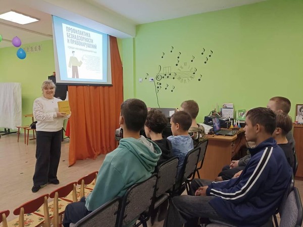 Информационный час «Творчество против пороков»