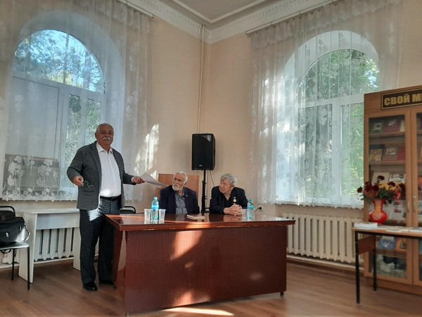 Вечер–встреча «Осень жизни – время золотое»