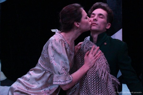 Спектакль «Любовь и странствия прапорщика Гринева»