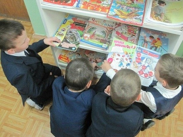 Экскурсия «О чем расскажут книжные полки»