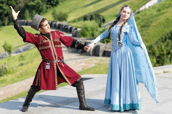 Концертная программа ко Дню чеченской женщины