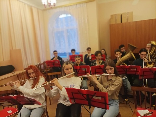 «Оркестр духовой!»
