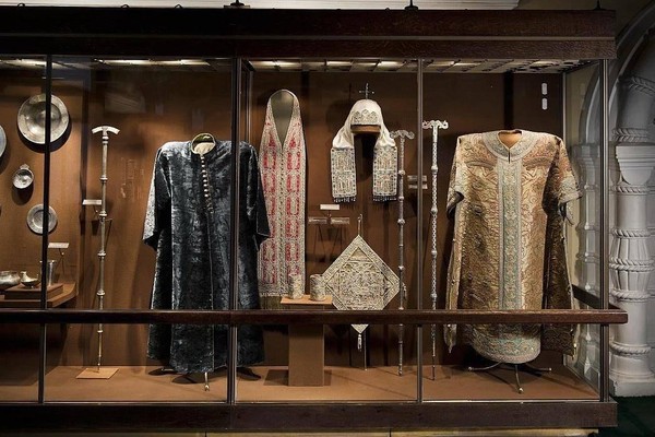 Цикл лекций «Премудрая двоица: русские патриархи и светская власть»