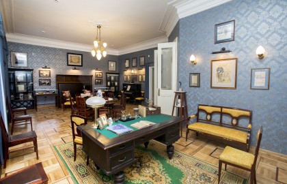 Экскурсия в квартиру Евгения Вахтангова