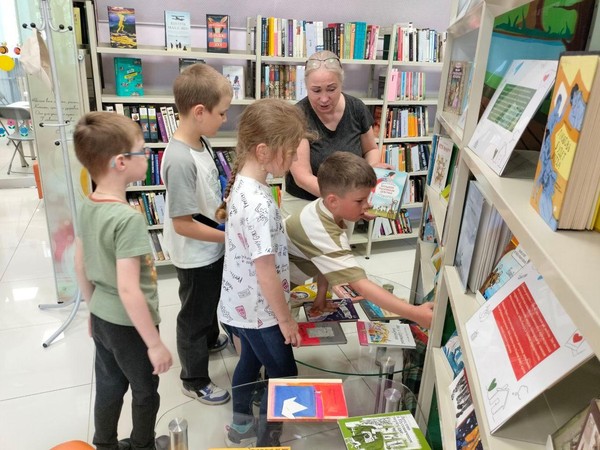 В гости к книгам