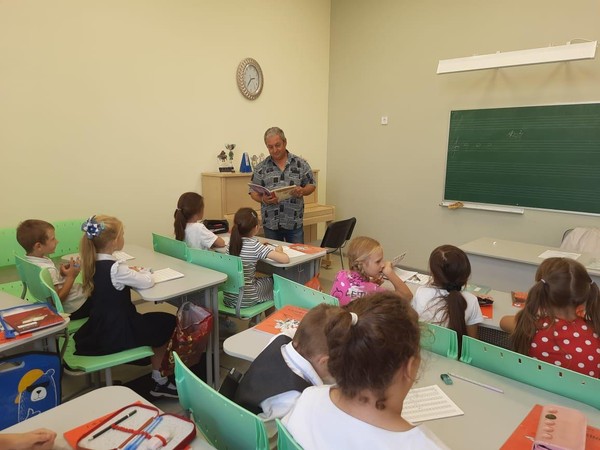 Классный час «На поле танки грохотали...»