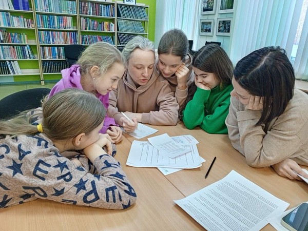 Поэтический пикничок «Роняет слова золотой листопад»