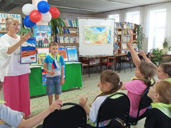 Дорожная азбука «Соблюдаешь правила поступаешь правильно»
