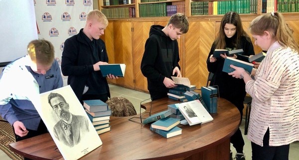 Литературная гостиная «Чехов – писатель и человек»