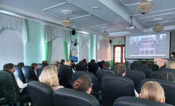 Программа «Открывая мир искусства»