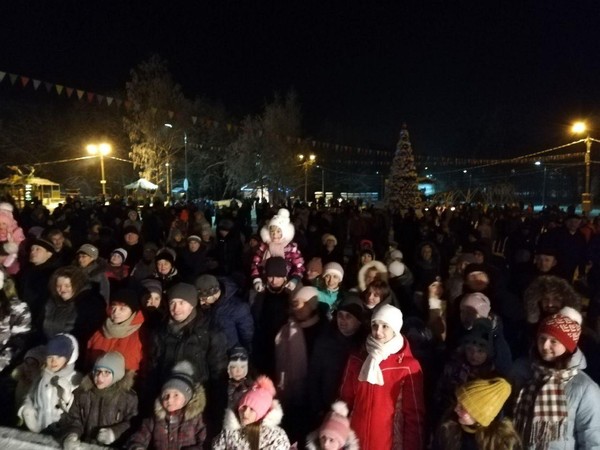 «Новогодний вернисаж»