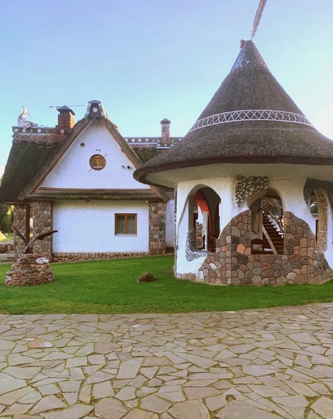 Трансфер из Минска в фэнтези-усадьбу «Литовка»