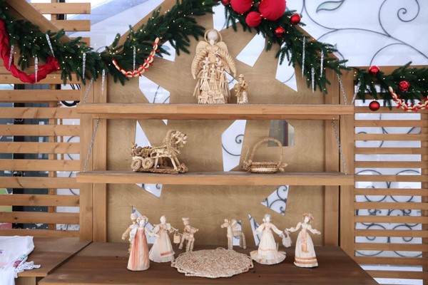 Выставка «Краски Рождества»