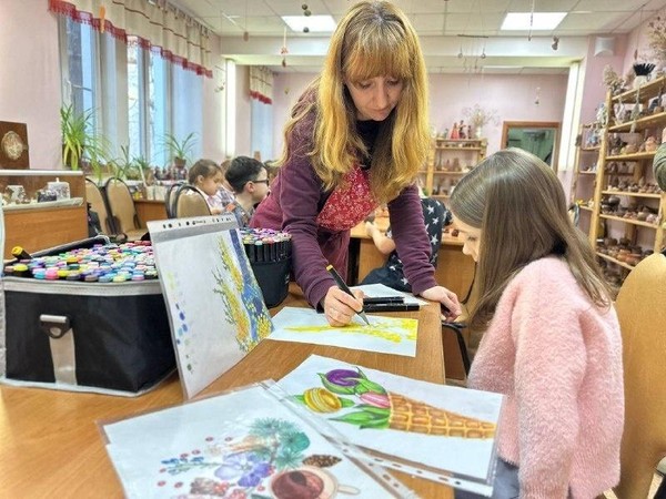 Мастер-класс по скетчингу «Новогодняя елка»