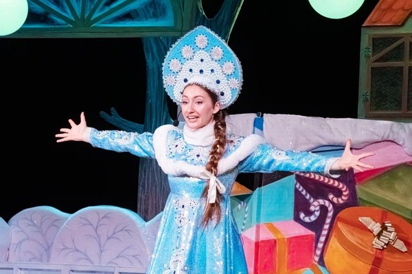 Новогодняя интермедия «Заморожу, застужу!»