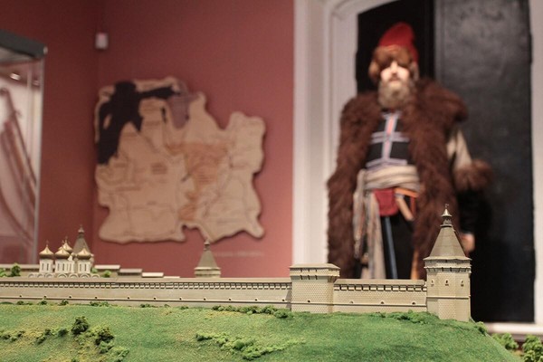 Экскурсия по экспозиции «Серпухов. Город-ключ Московской Руси»