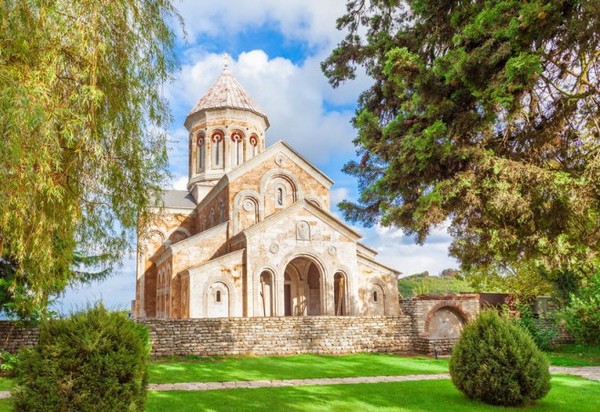 Кахетия — песнь солнца, гор и виноградной лозы