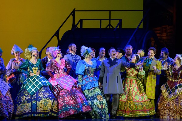 Спектакль «Мертвые души»