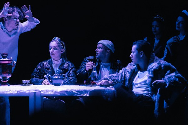 Васса. История одного дома