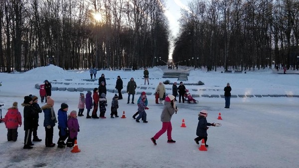 Праздничная программа «Староновогодние гонки»
