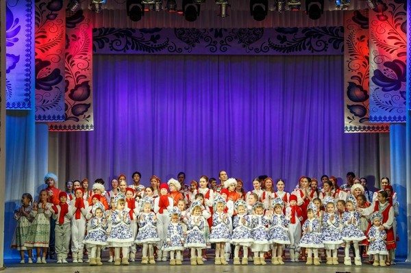 Концерт хореографических ансамблей «Колокольчик» и «Звоны»