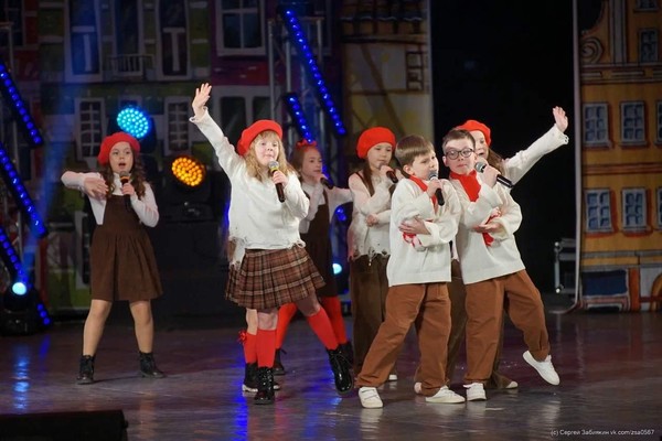 Городской открытый детский конкурс эстрадной песни «Рождественские звездочки – 2026»