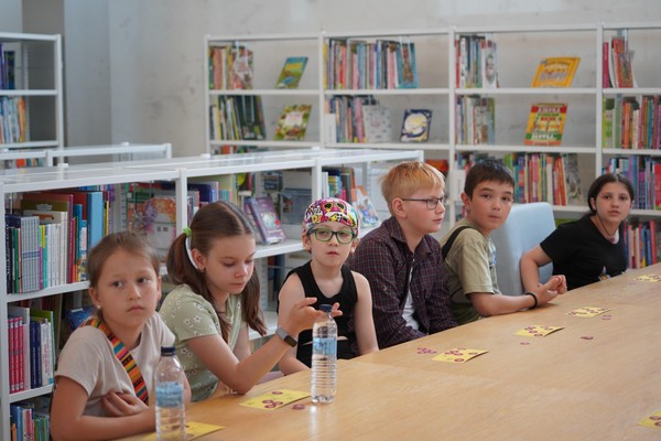 Презентация книги «Увлекательная книга о хороших манерах»