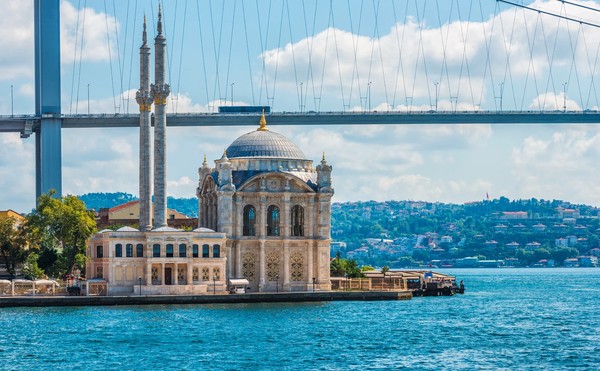 Стамбул: два моря и два континента за один день