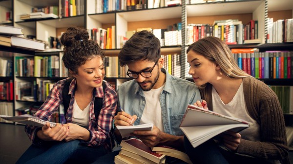 Программа «Калейдоскоп литературных загадок»