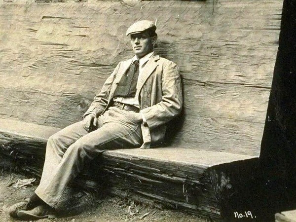 «Человек, писатель, бунтарь»