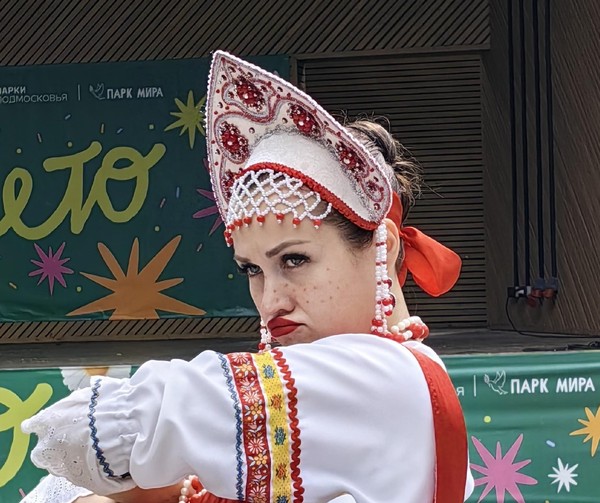 Царевна Несмеяна в городе Профессий