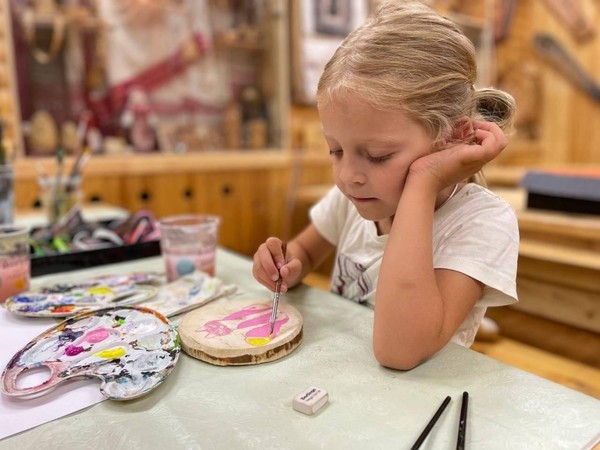 Творческая мастерская. Картина на спиле дерева