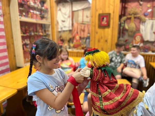 Приключения Петрушки народная потеха